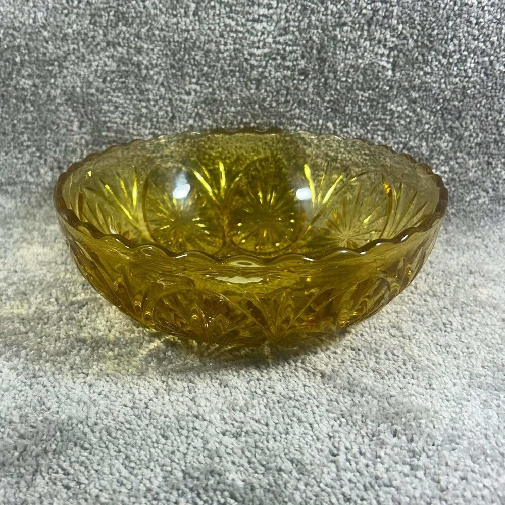 Anchor Hocking Star‎ Cameo 8 inch Amber Glass Bowl